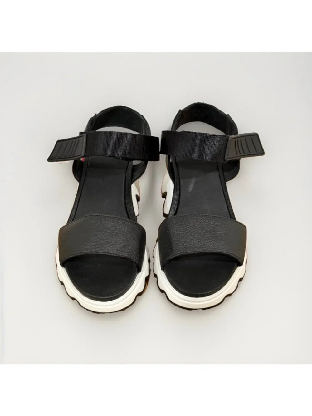 Sorel Kinetic Impact Y-Strap Wedge Sandal 37 Women's 6 Black Leather NL3567-010